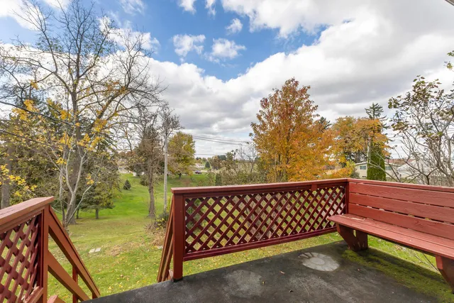 $214,900 | 215 2nd Street, Dickeyville, WI 53808