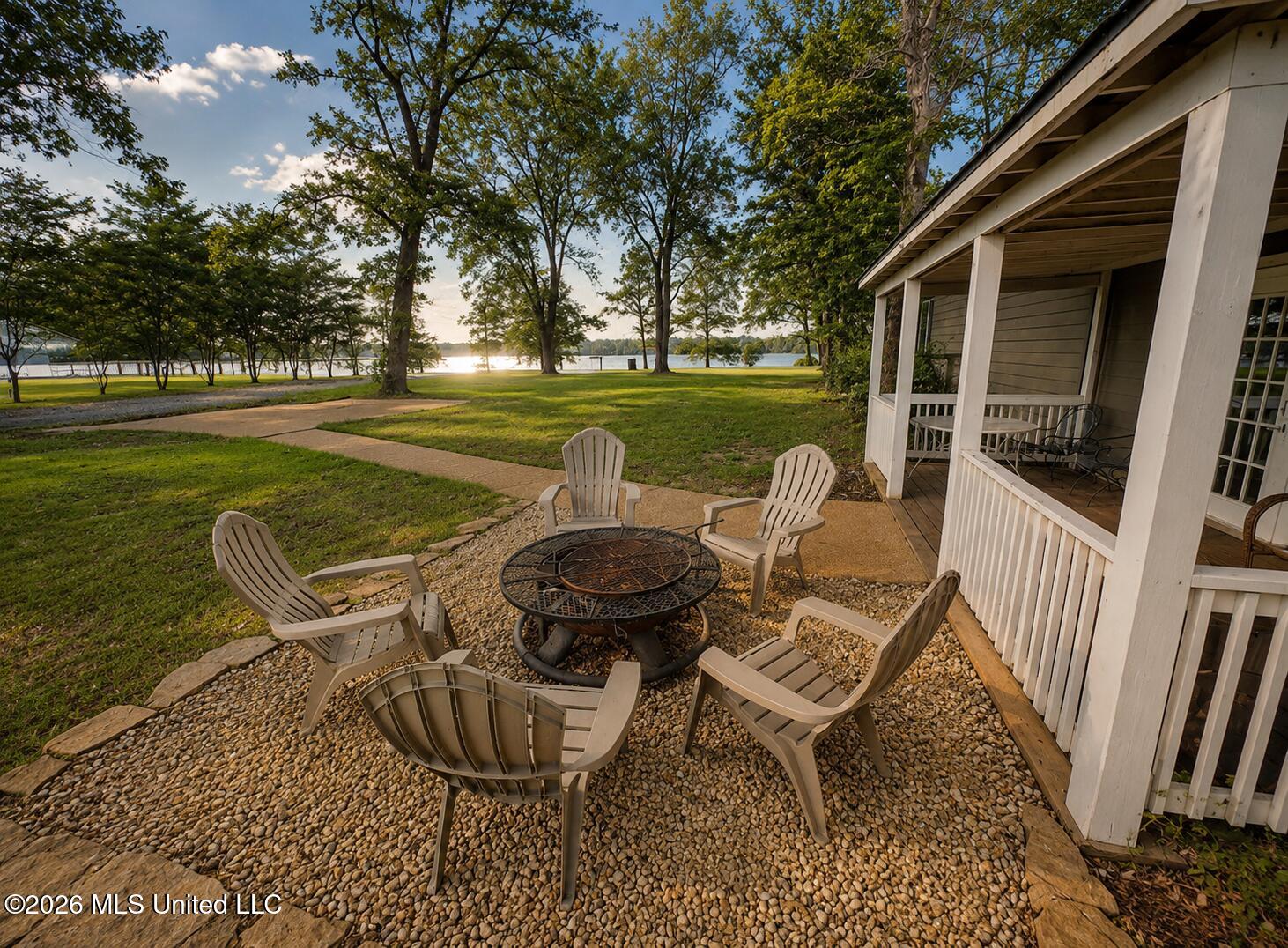 1295 Moon Lake Road Dundee, MS 38626 - Photo 2 of 25 5D5AA9B9-3734-4E1E-BD03-F9ABE849177B