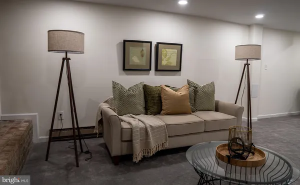 $579,999 | 13020 St Charles Place, Rockville, MD 20853