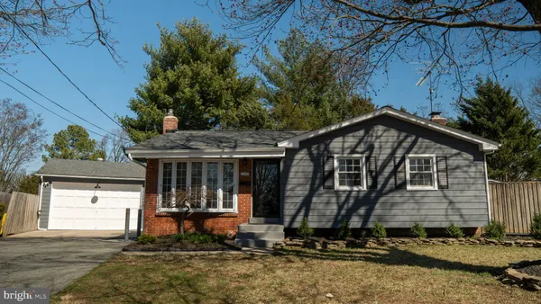 $579,999 | 13020 St Charles Place, Rockville, MD 20853