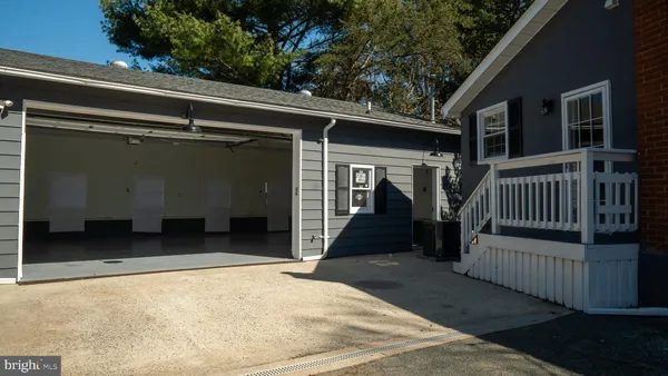 $579,999 | 13020 St Charles Place, Rockville, MD 20853