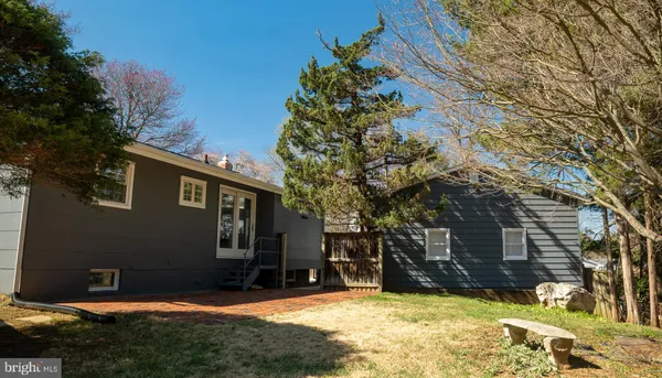 $579,999 | 13020 St Charles Place, Rockville, MD 20853