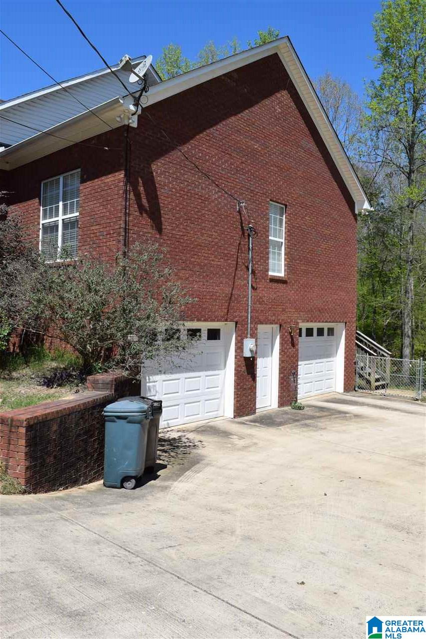295 Magnolia Circle Warrior, AL 35180 - Photo 7 of 46