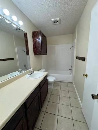 $1,200 | 4516 Spinnaker Court, Fort Worth, TX 76135