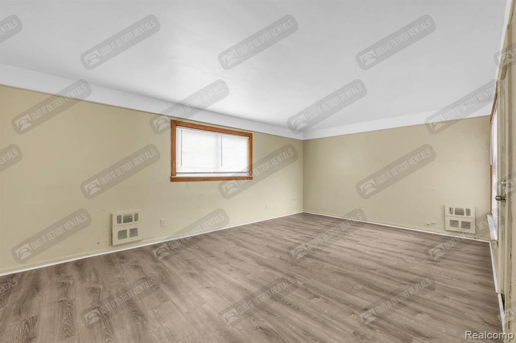 16721 Greenfield Road Detroit, MI 48235 - Photo 4 of 18