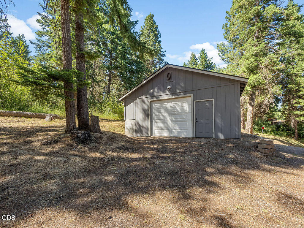 27458 Rocky Point Road Klamath Falls, OR 97601 - Photo 28 of 33