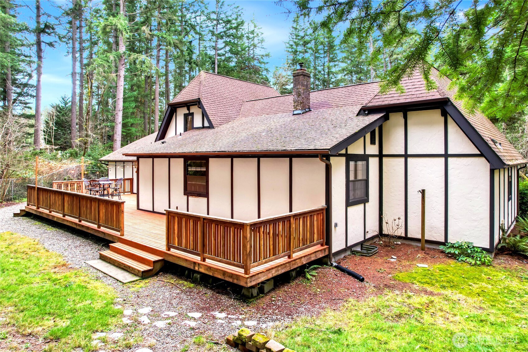 6935 Southeast Mullenix Road Port Orchard, WA 98367 - Photo 38 of 40 Gallery Image 38