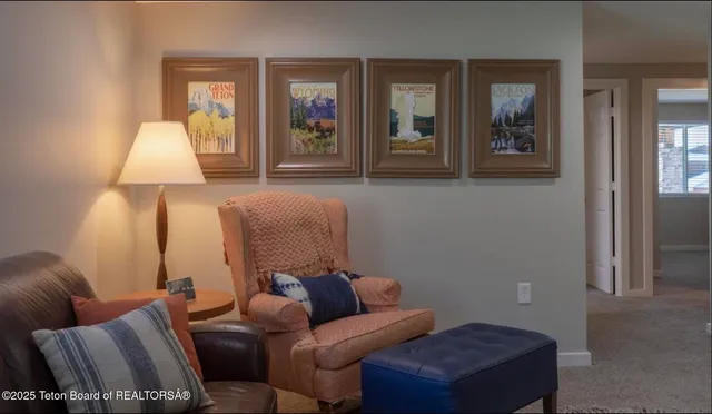 $1,420,000 | 121 Canyon Pines Way, Star Valley Ranch, WY 83127