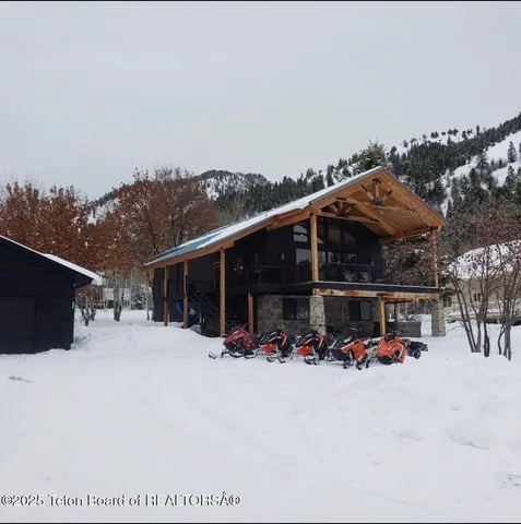 $1,420,000 | 121 Canyon Pines Way, Star Valley Ranch, WY 83127