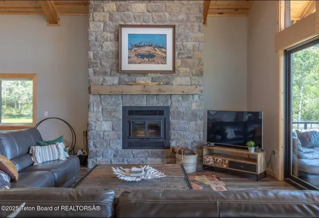 $1,420,000 | 121 Canyon Pines Way, Star Valley Ranch, WY 83127