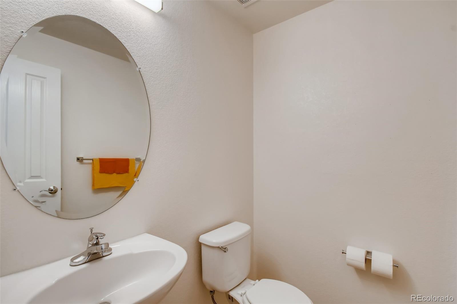 10947 Brooklawn Road Highlands Ranch, CO 80130 - Photo 12 of 40