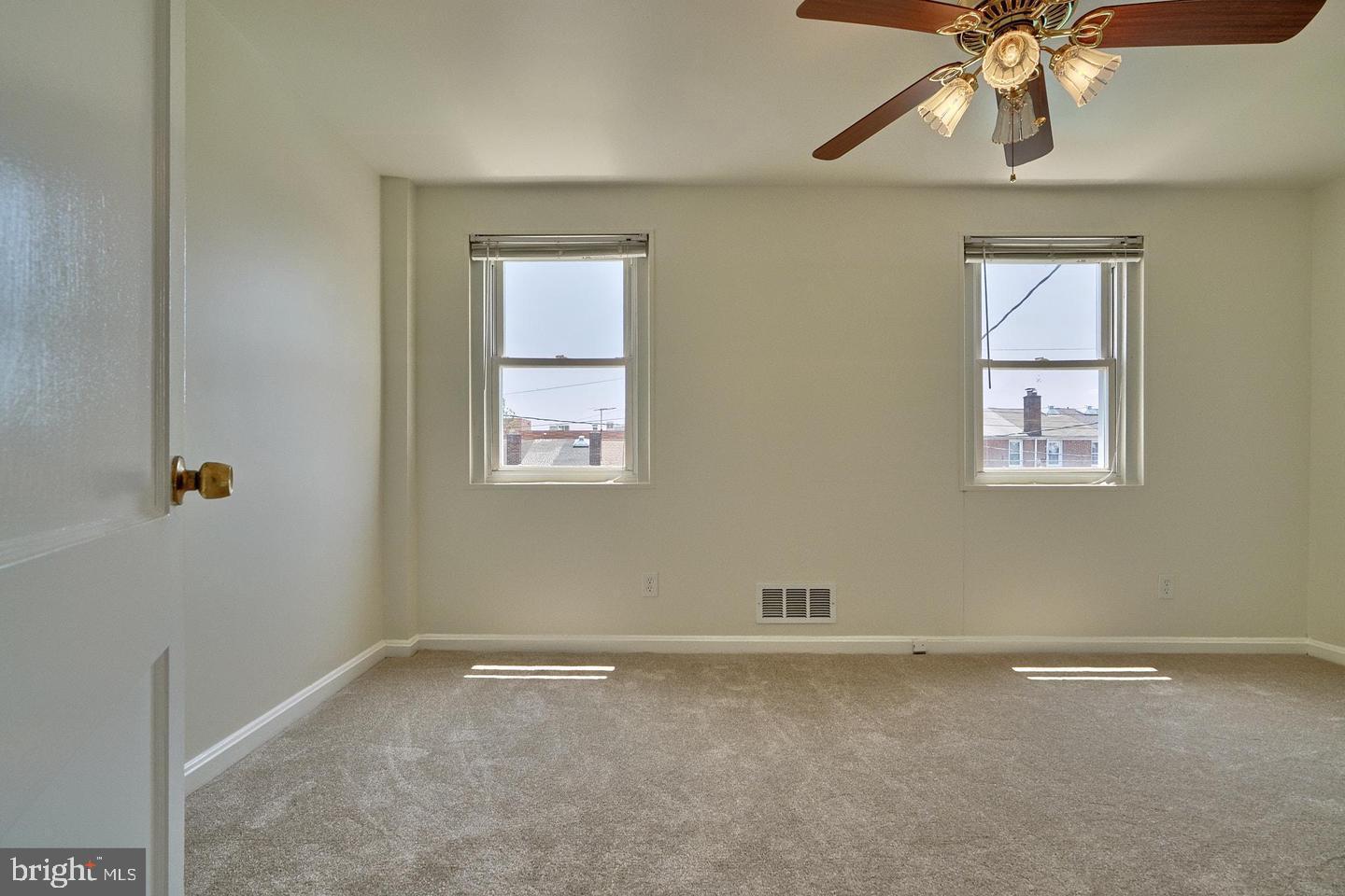 7731 Wynbrook Road Baltimore, MD 21224 - Photo 7 of 13