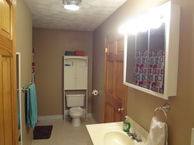 1314 East Truitt Road Chillicothe, IL 61523 - Photo 11 of 30 Gallery Image 11