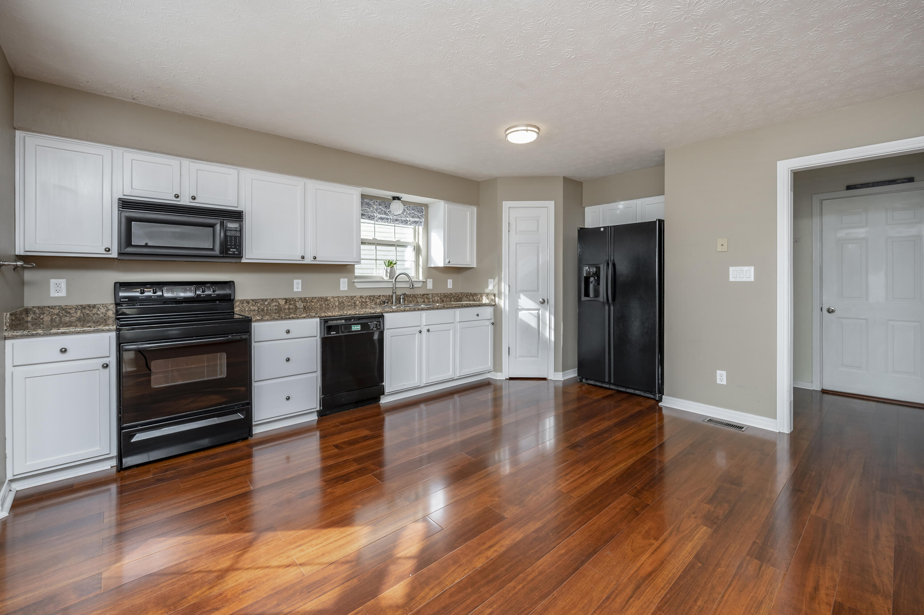 3237 Royal Troon Road Lexington, KY 40509 - Photo 14 of 60 TDB_3263