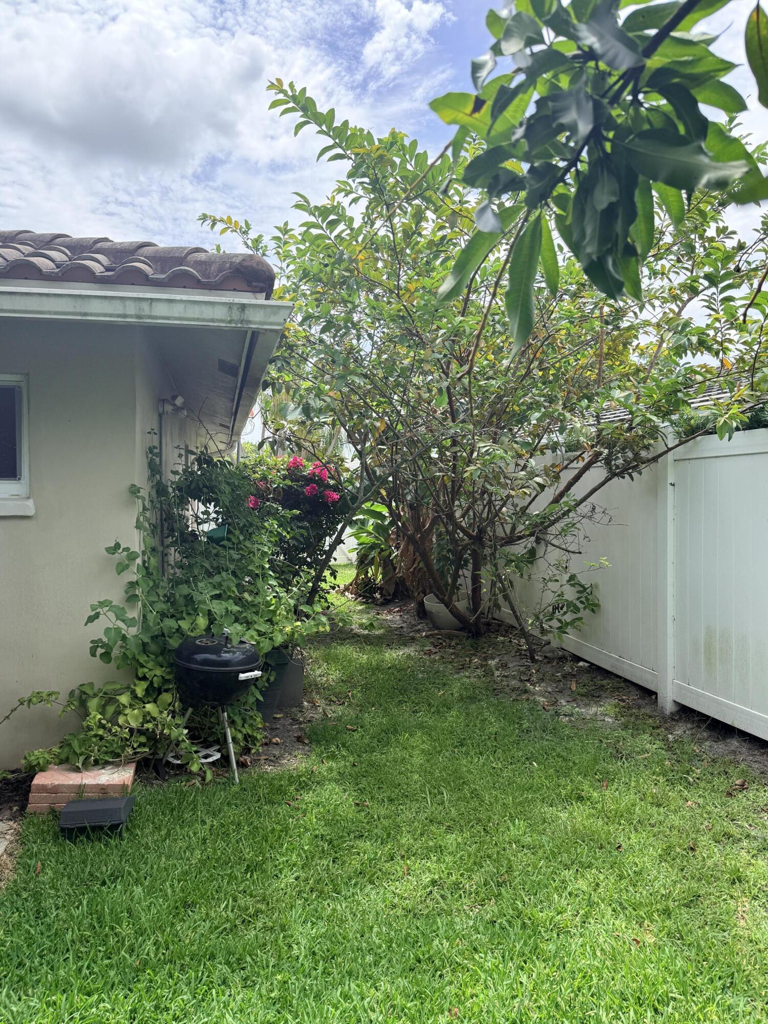 3509 Northwest 26th Court Boca Raton, FL 33434 - Photo 37 of 39 IMG_4007