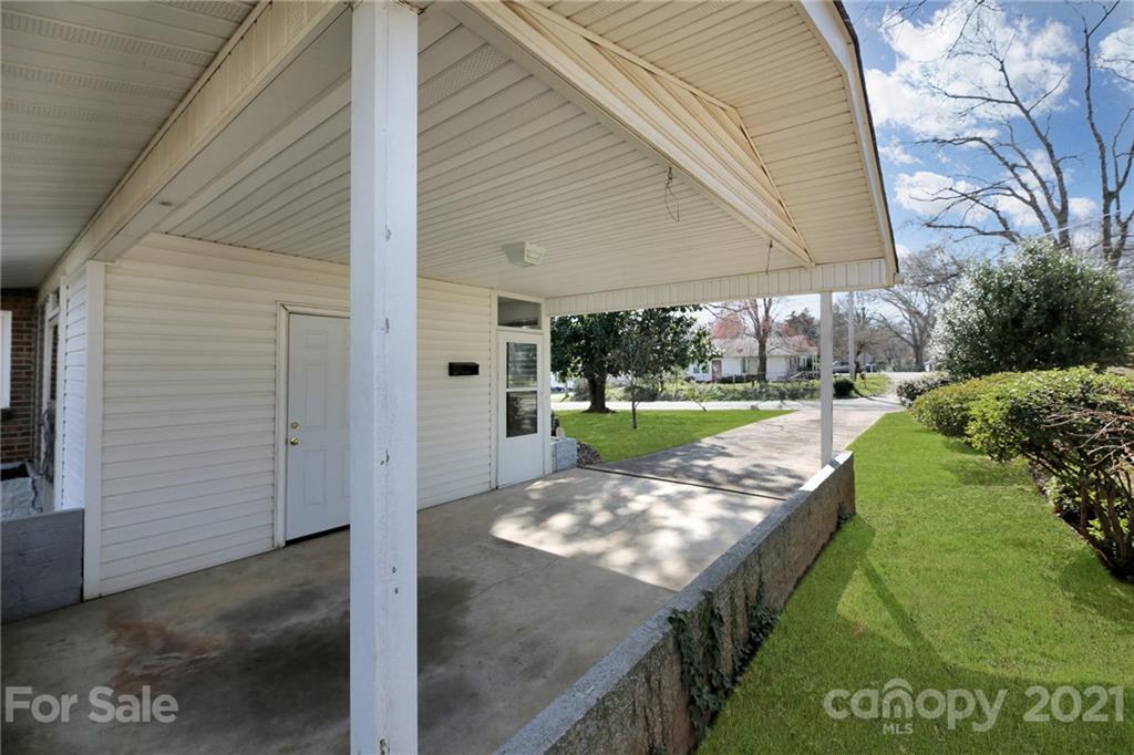 207 Beaty Road Belmont, NC 28012 - Photo 5 of 22 Gallery Image 5