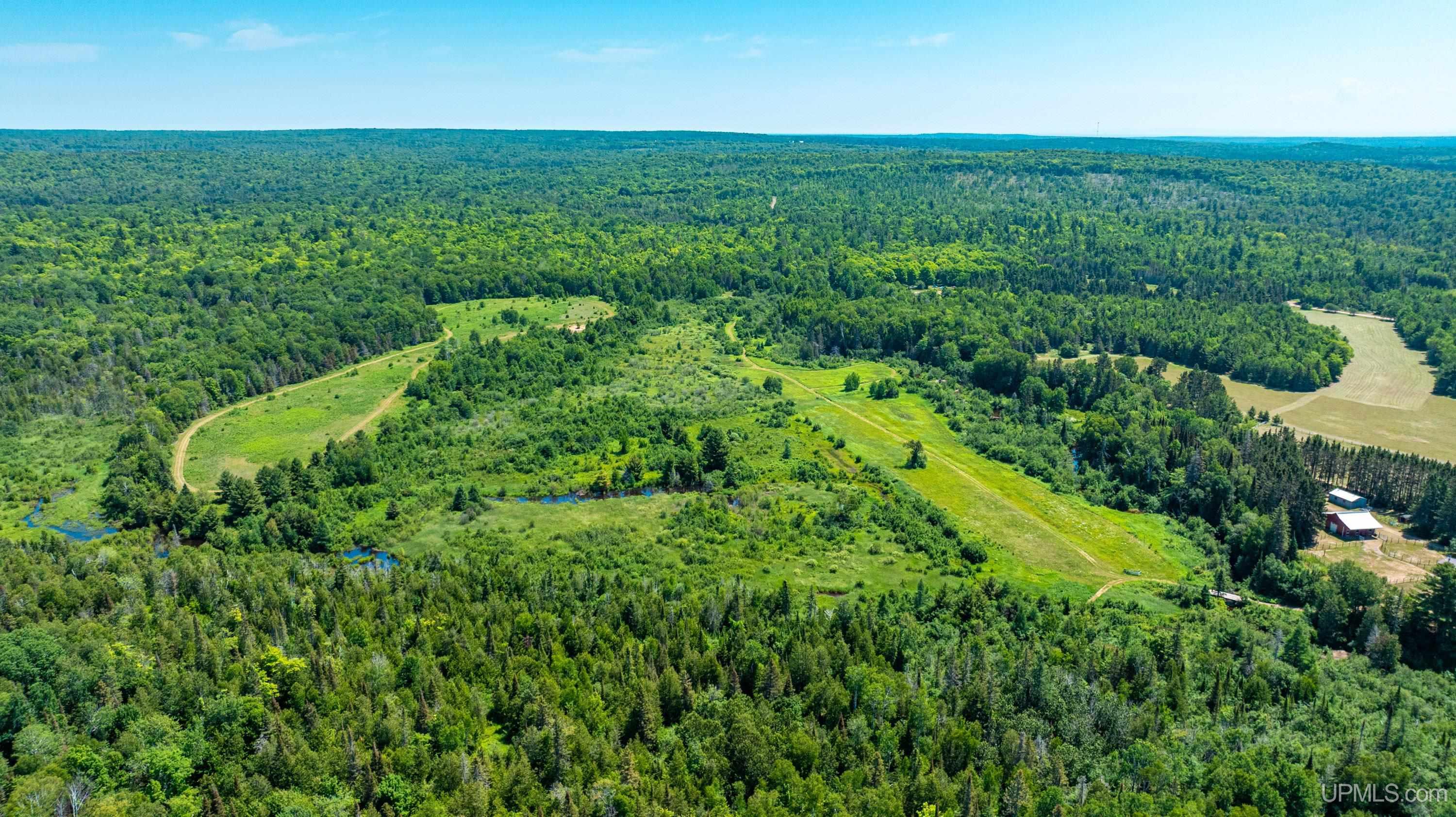 4042 5 Mile Pt Road Allouez, MI 49805 - Photo 6 of 84