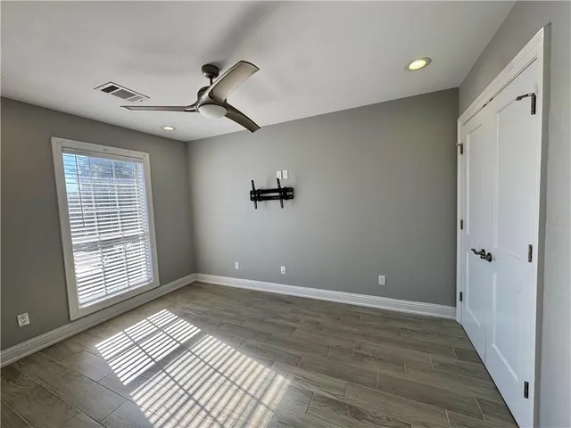 $2,000 | 39 New England Court, Gretna, LA 70053