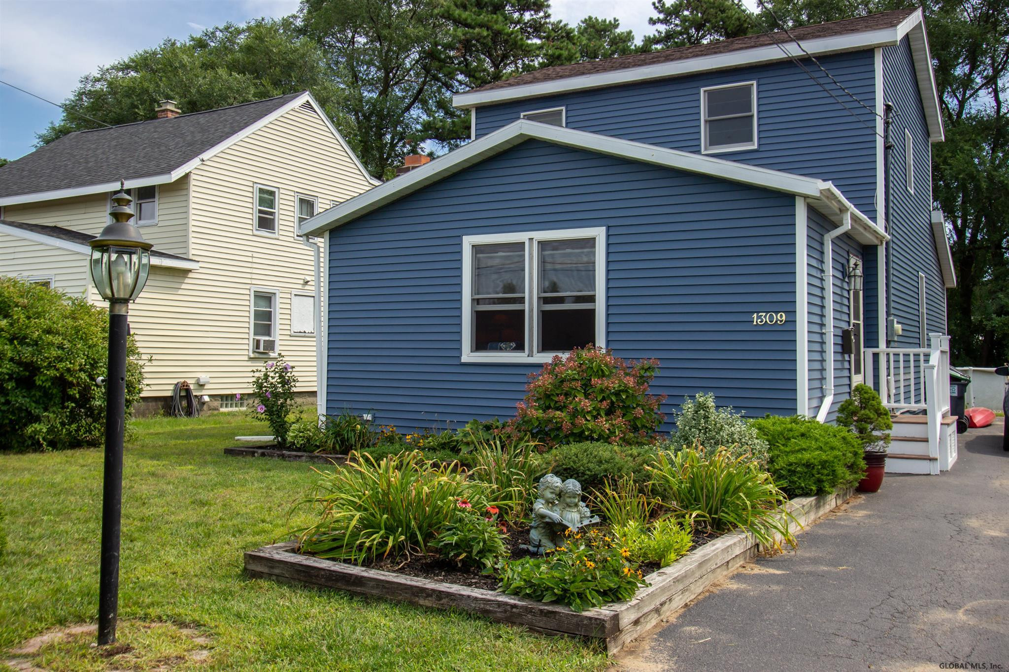 1309 North Westcott Road Rotterdam, NY 12306 - Photo 3 of 42 Photo 3