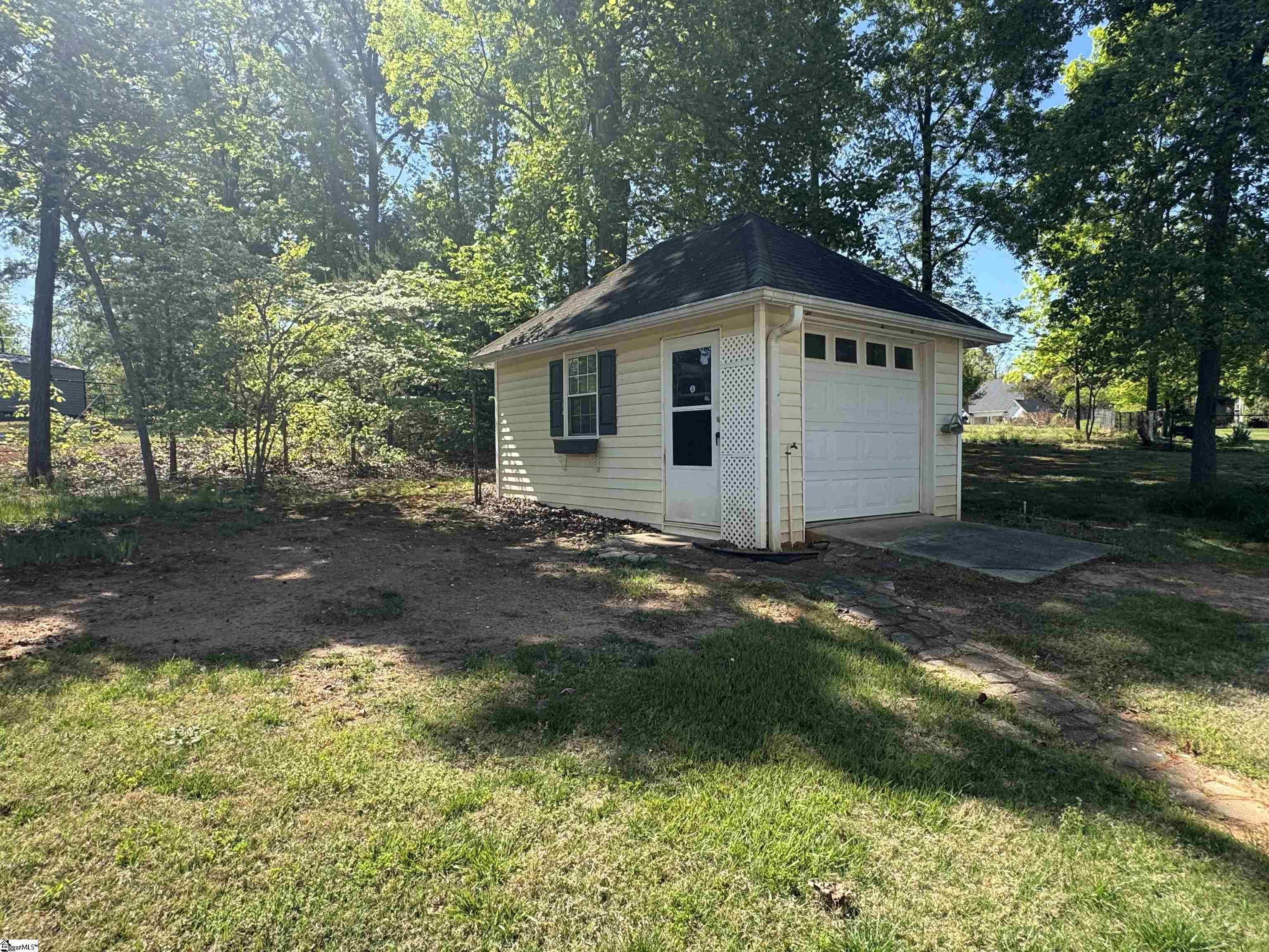 950 Spring Valley Road Inman, SC 29349 - Photo 5 of 37 Gallery Image 5