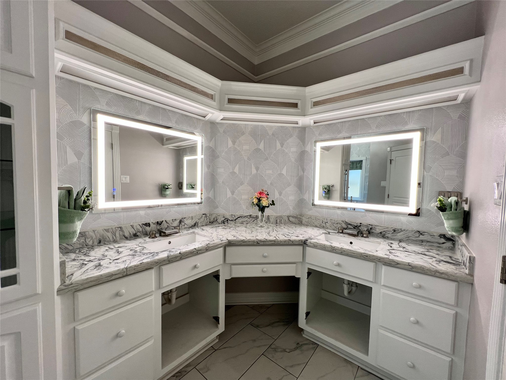 341 Lasso Street Angleton, TX 77515 - Photo 22 of 49 a bathroom with a granite countertop sink mirror and
