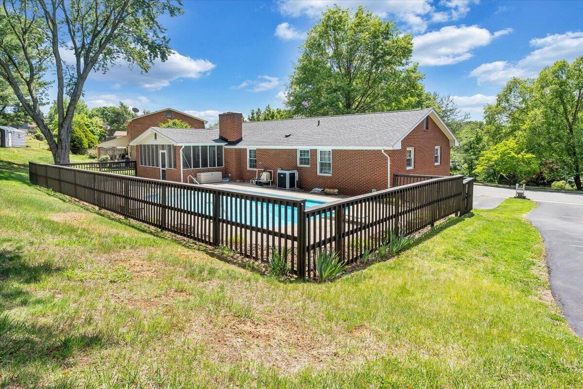 6737 Stonington Road Roanoke, VA 24019 - Photo 38 of 45 39-MIB03312
