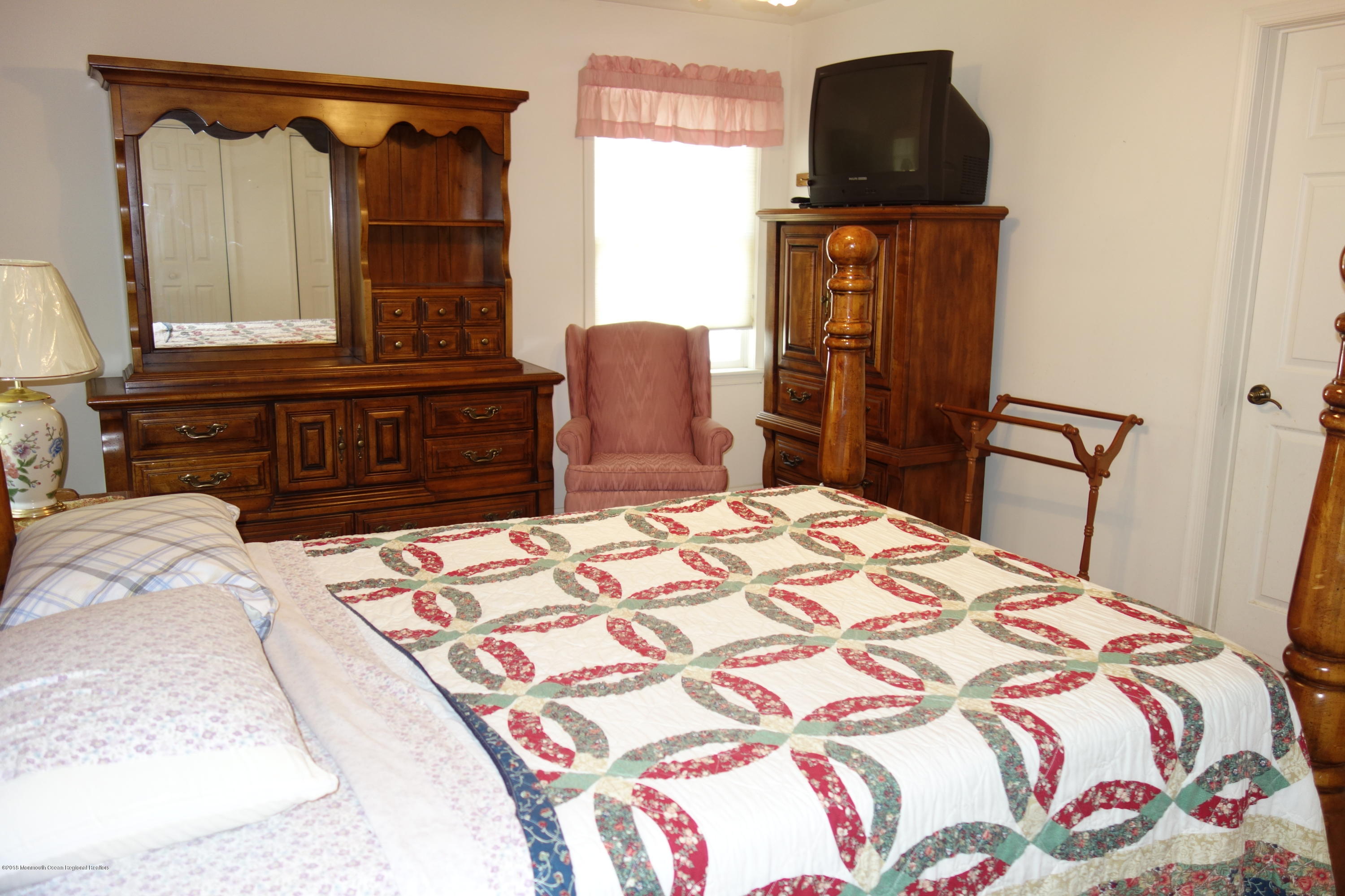 109 Sextant Road Manahawkin, NJ 08050 - Photo 18 of 35 fff
