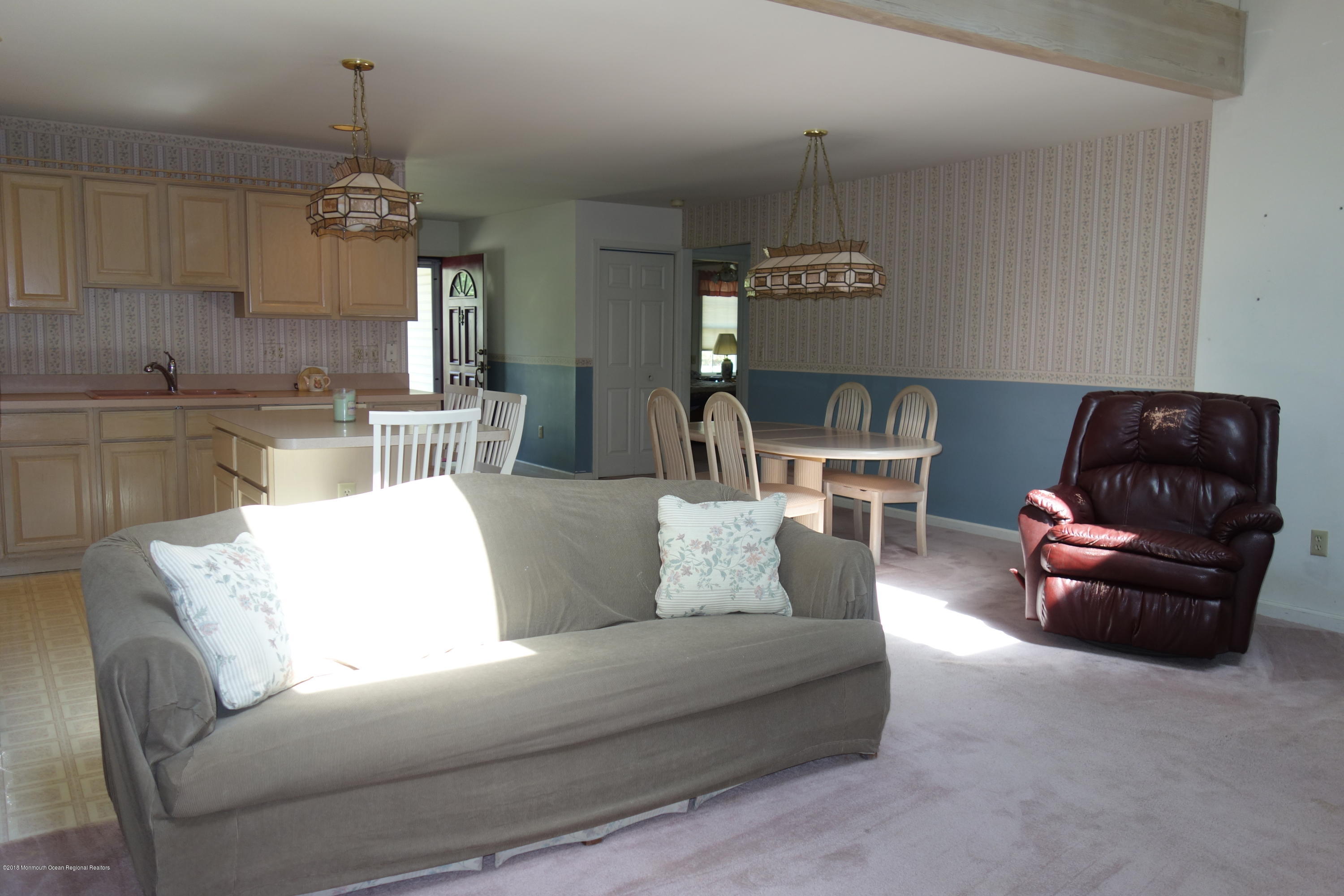 109 Sextant Road Manahawkin, NJ 08050 - Photo 10 of 35 d