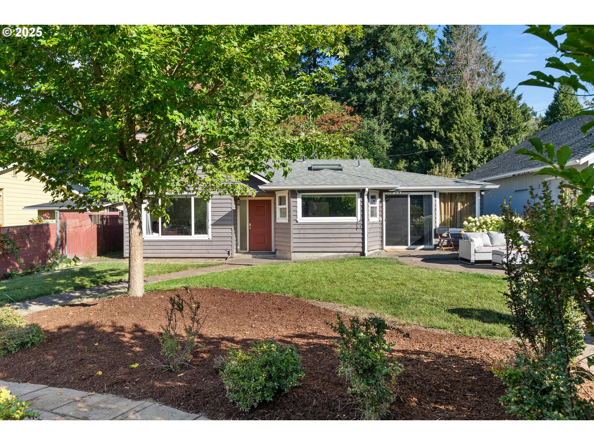 4417 South Pendleton Street Portland, OR 97221 - Photo 1 of 36 Gallery Image 1