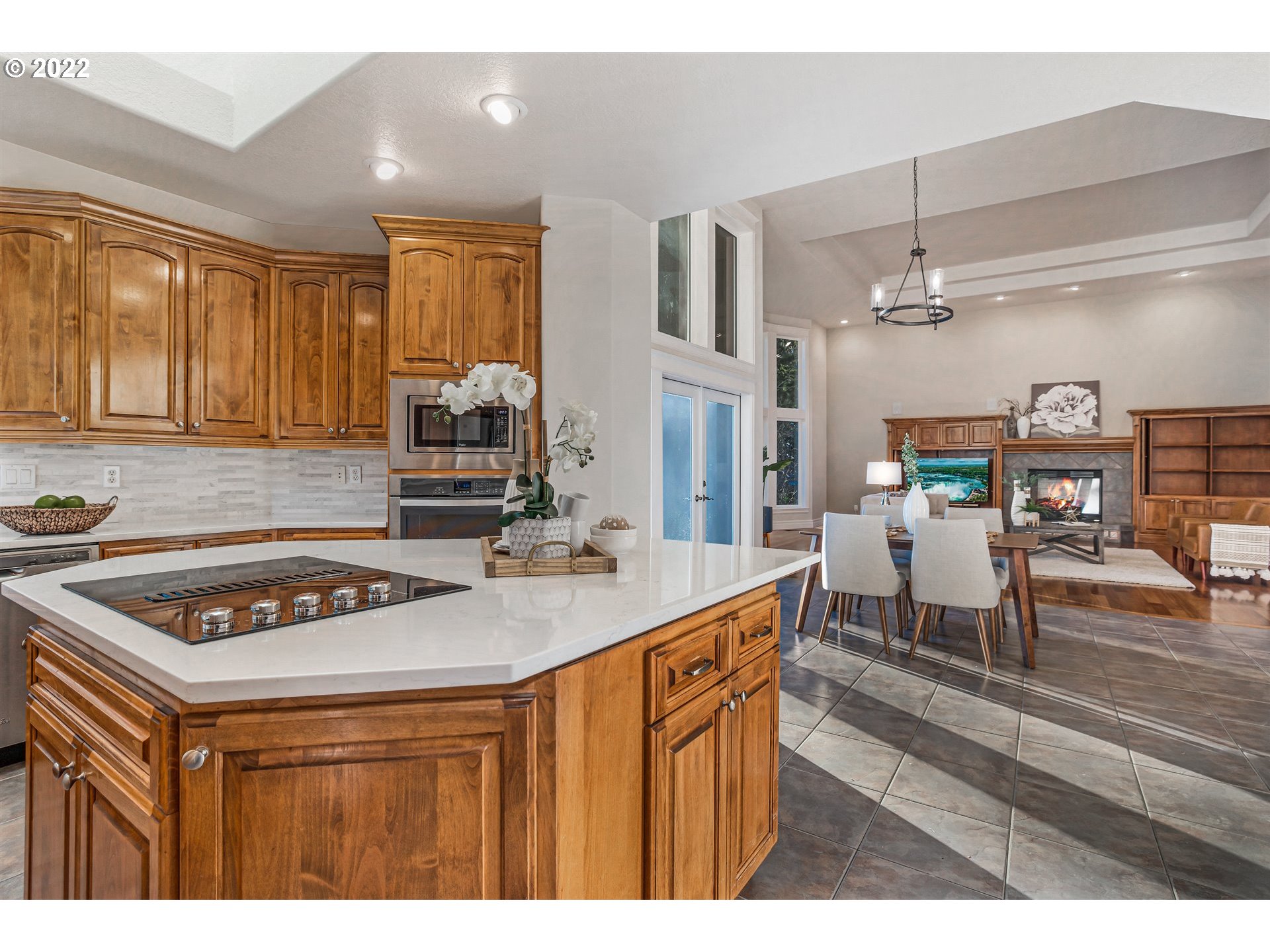 14110 Southeast Aldridge Road Happy Valley, OR 97086 - Photo 5 of 32 Gallery Image 5