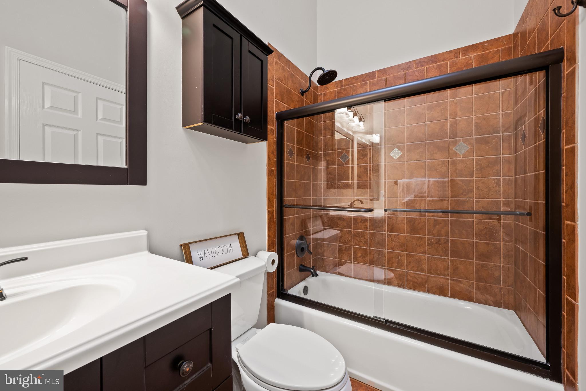 2804 Thickett Way Olney, MD 20832 - Photo 12 of 35