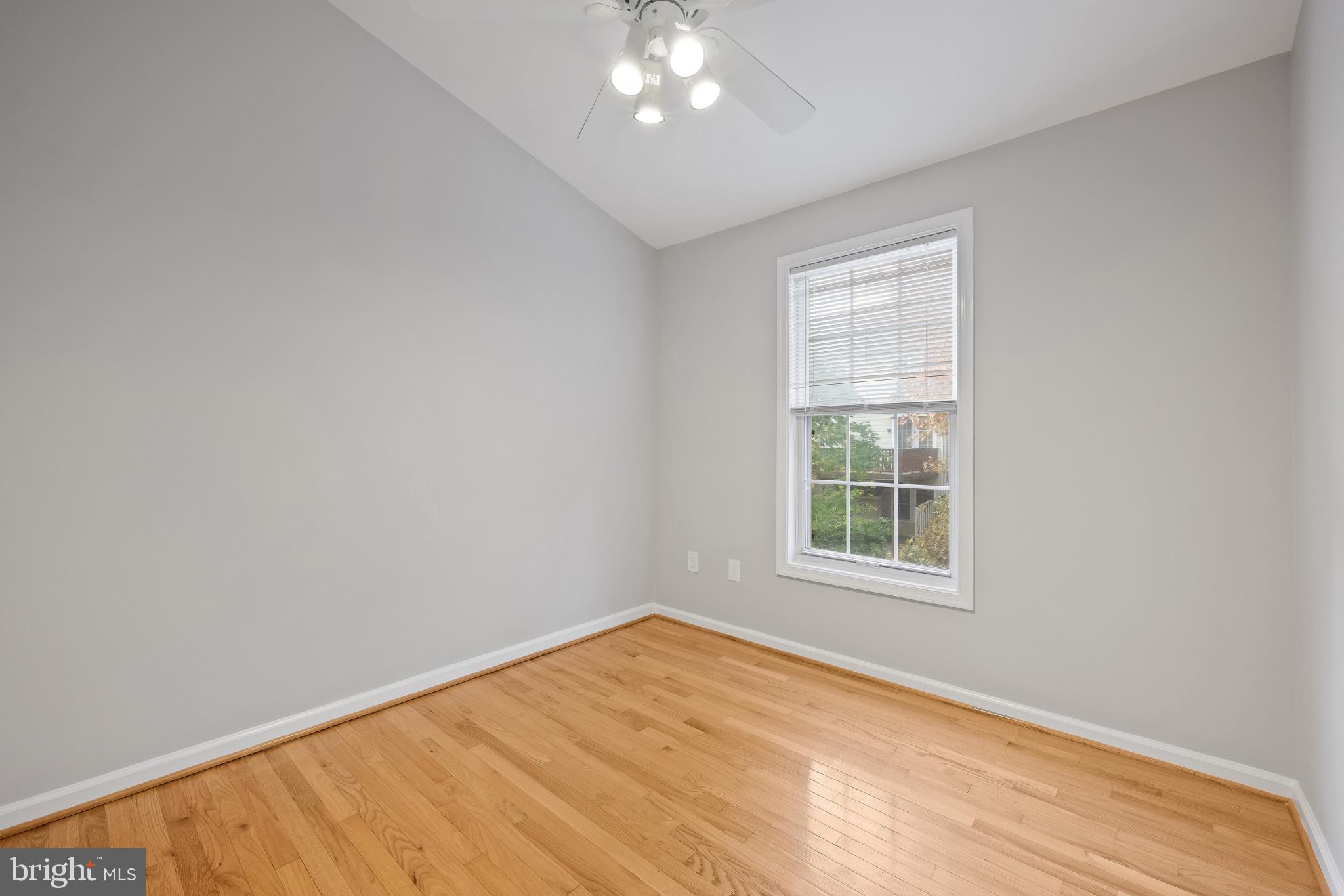 2804 Thickett Way Olney, MD 20832 - Photo 16 of 35