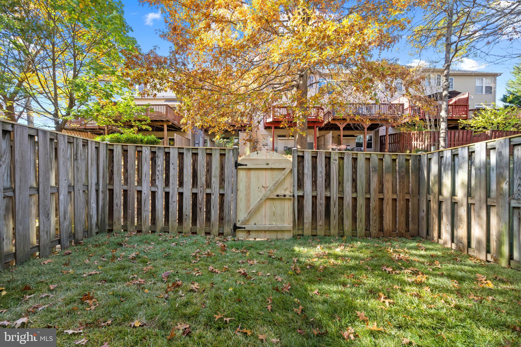 2804 Thickett Way Olney, MD 20832 - Photo 29 of 35