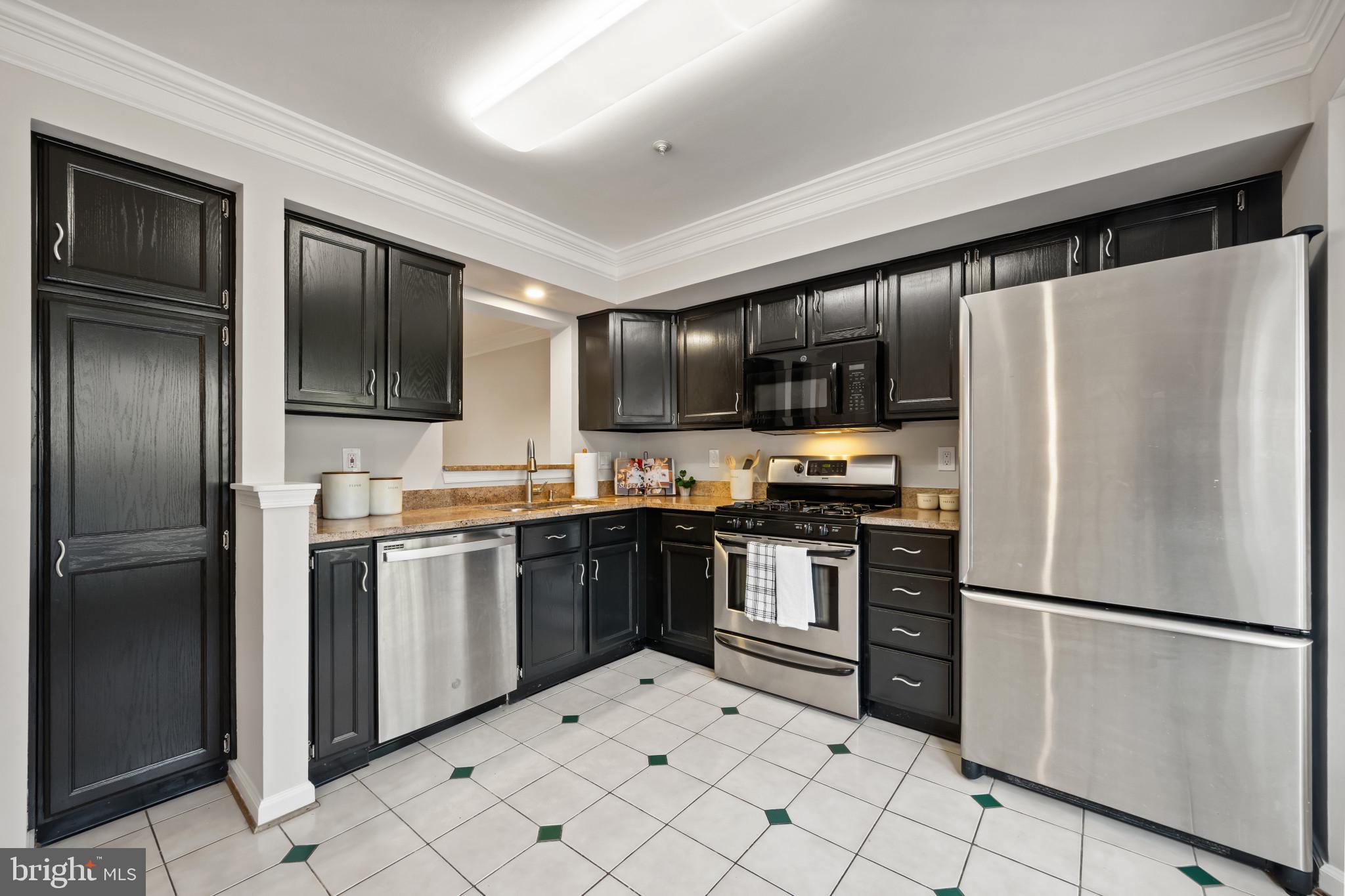 2804 Thickett Way Olney, MD 20832 - Photo 6 of 35