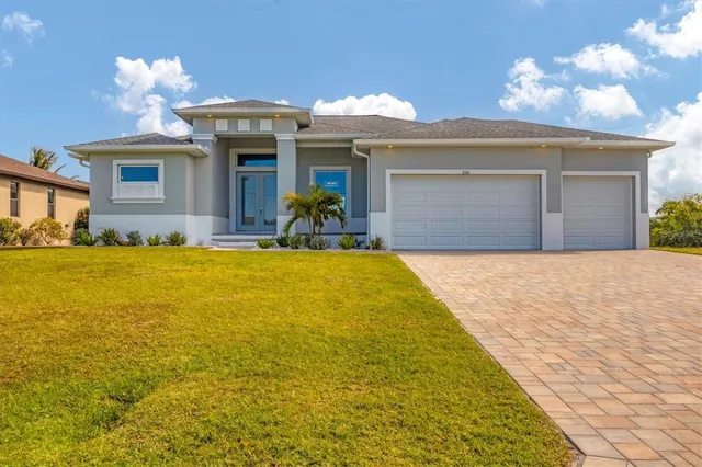 $3,000 | 216 West Pine Valley Lane, Rotonda West, FL 33947