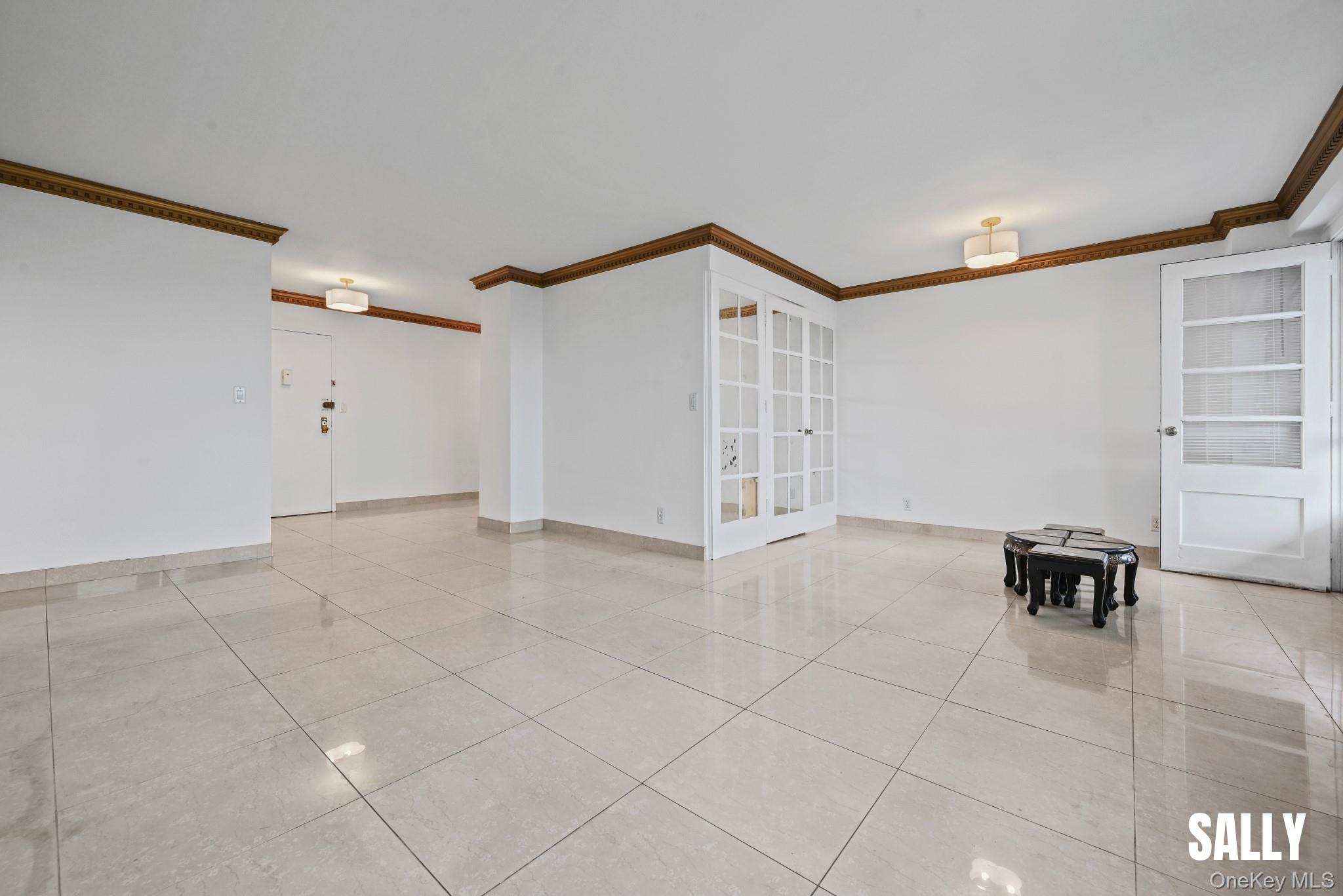 138-10 Franklin Avenue, Unit 12A Queens, NY 11355 - Photo 7 of 20 a view of an empty room