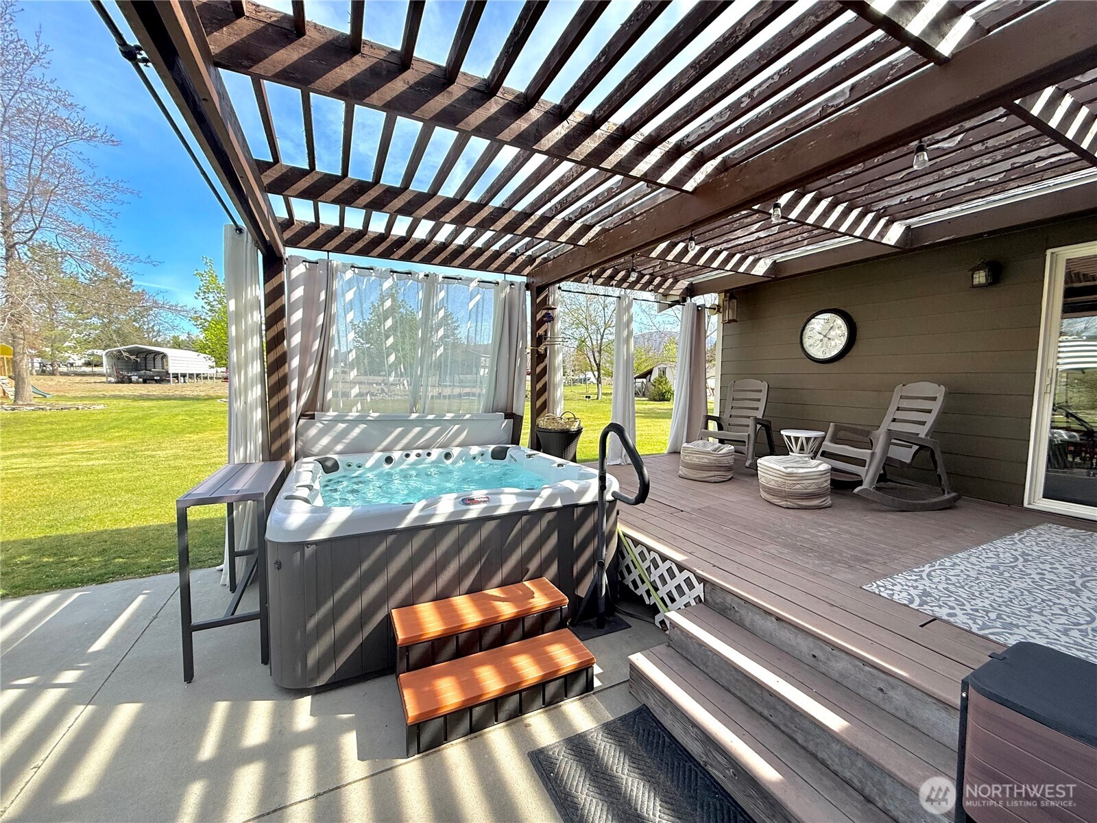 4 River Overlook Omak, WA 98841 - Photo 7 of 40 a view of swimming pool with seating space