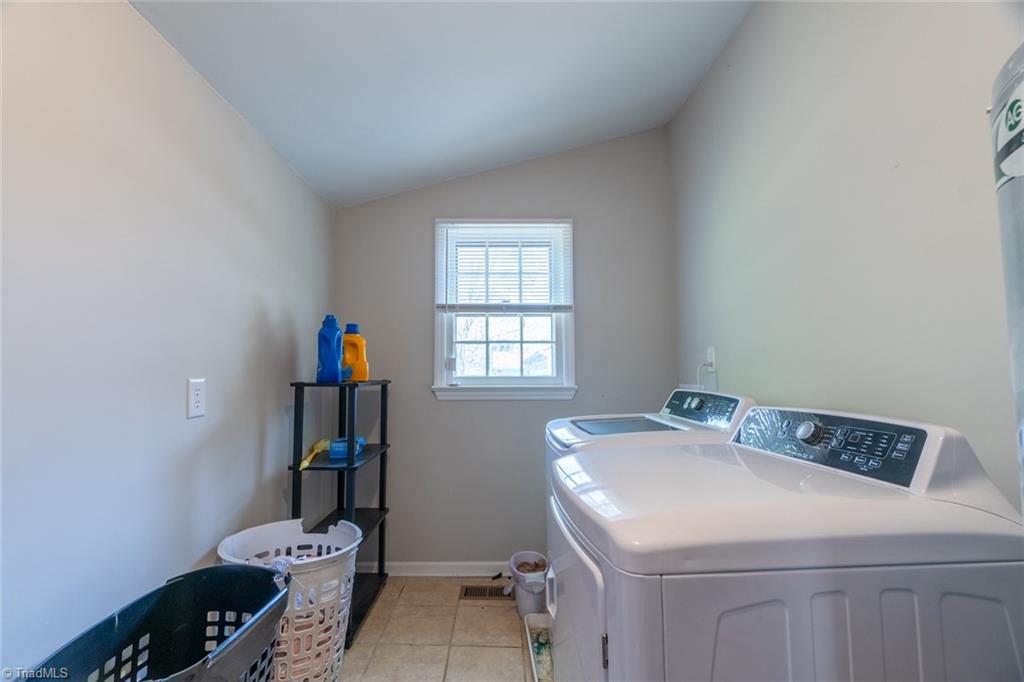 1615 Rankin Road Greensboro, NC 27405 - Photo 22 of 29