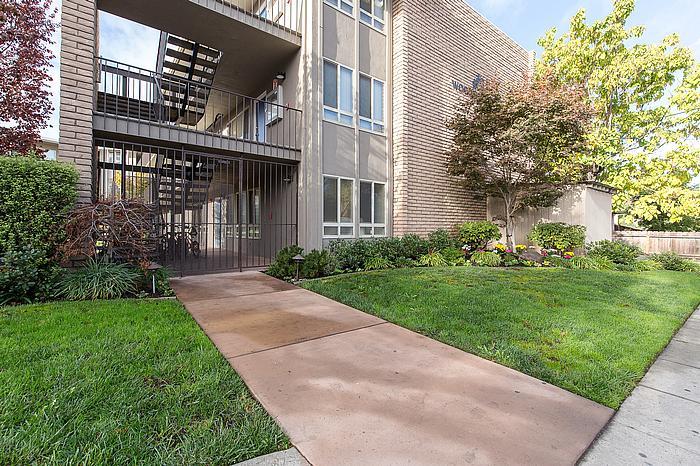 1008 Woodside Road Redwood City, CA 94061 - Photo 7 of 30