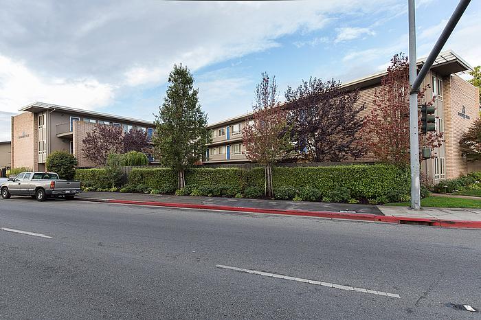 1008 Woodside Road Redwood City, CA 94061 - Photo 8 of 30