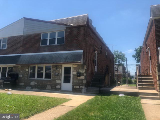 2218 Strahle Street Philadelphia, PA 19152 - Photo 2 of 34 Exterior