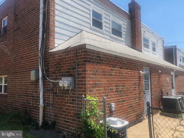 2218 Strahle Street Philadelphia, PA 19152 - Photo 4 of 34 Rear