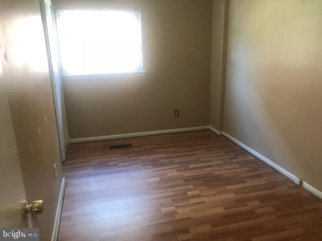 2218 Strahle Street Philadelphia, PA 19152 - Photo 9 of 34 1st Flr_Bedroom