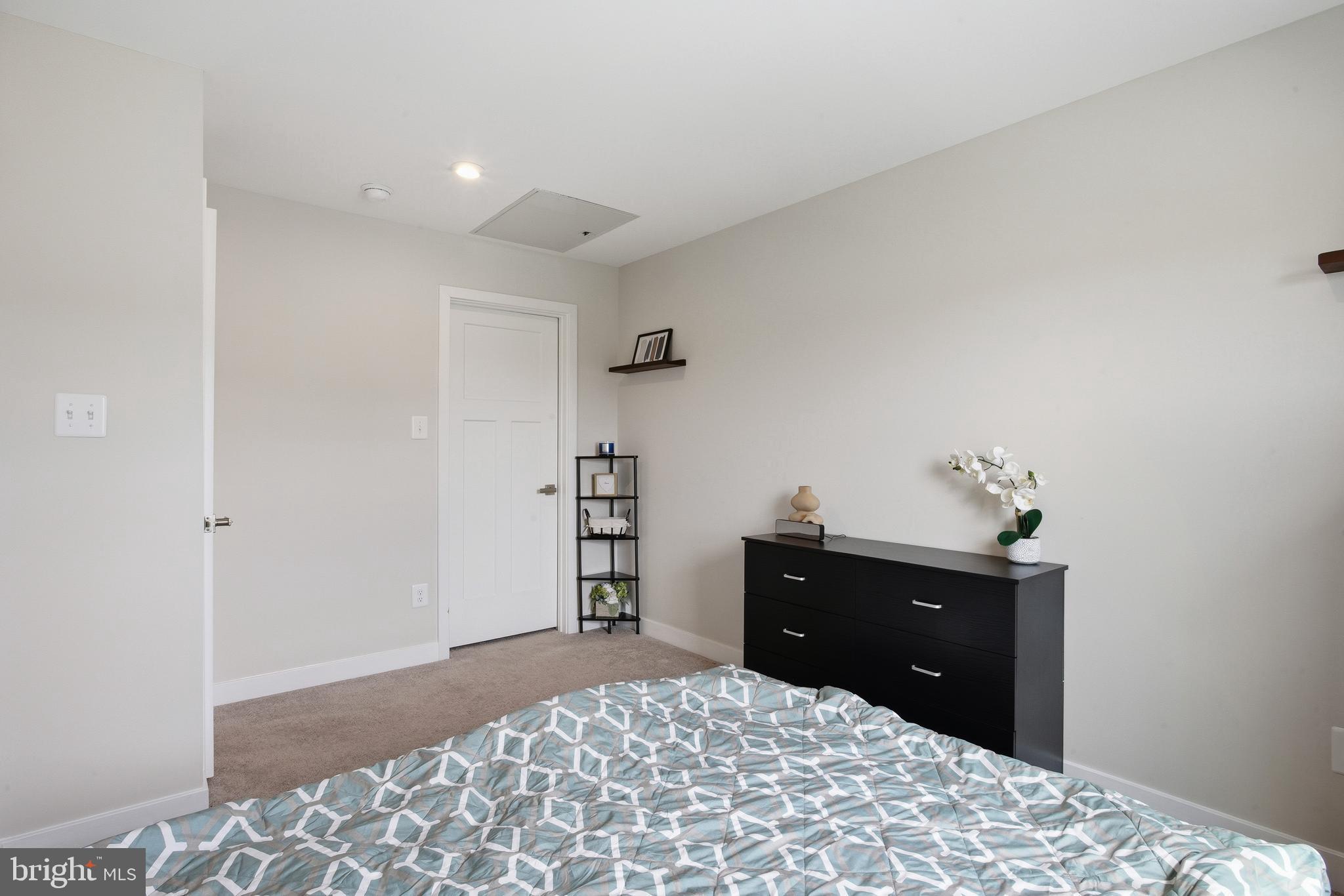 103 Freedom Way Sicklerville, NJ 08081 - Photo 25 of 43