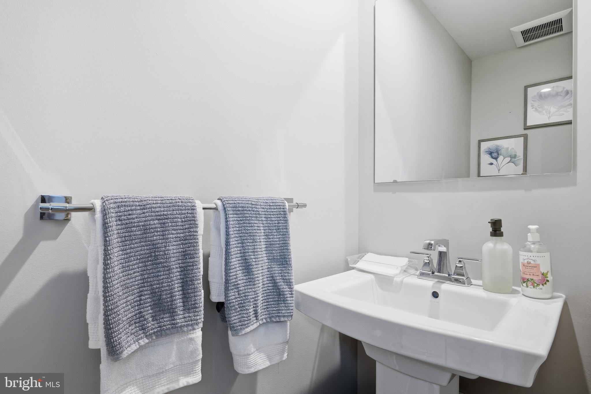 103 Freedom Way Sicklerville, NJ 08081 - Photo 33 of 43