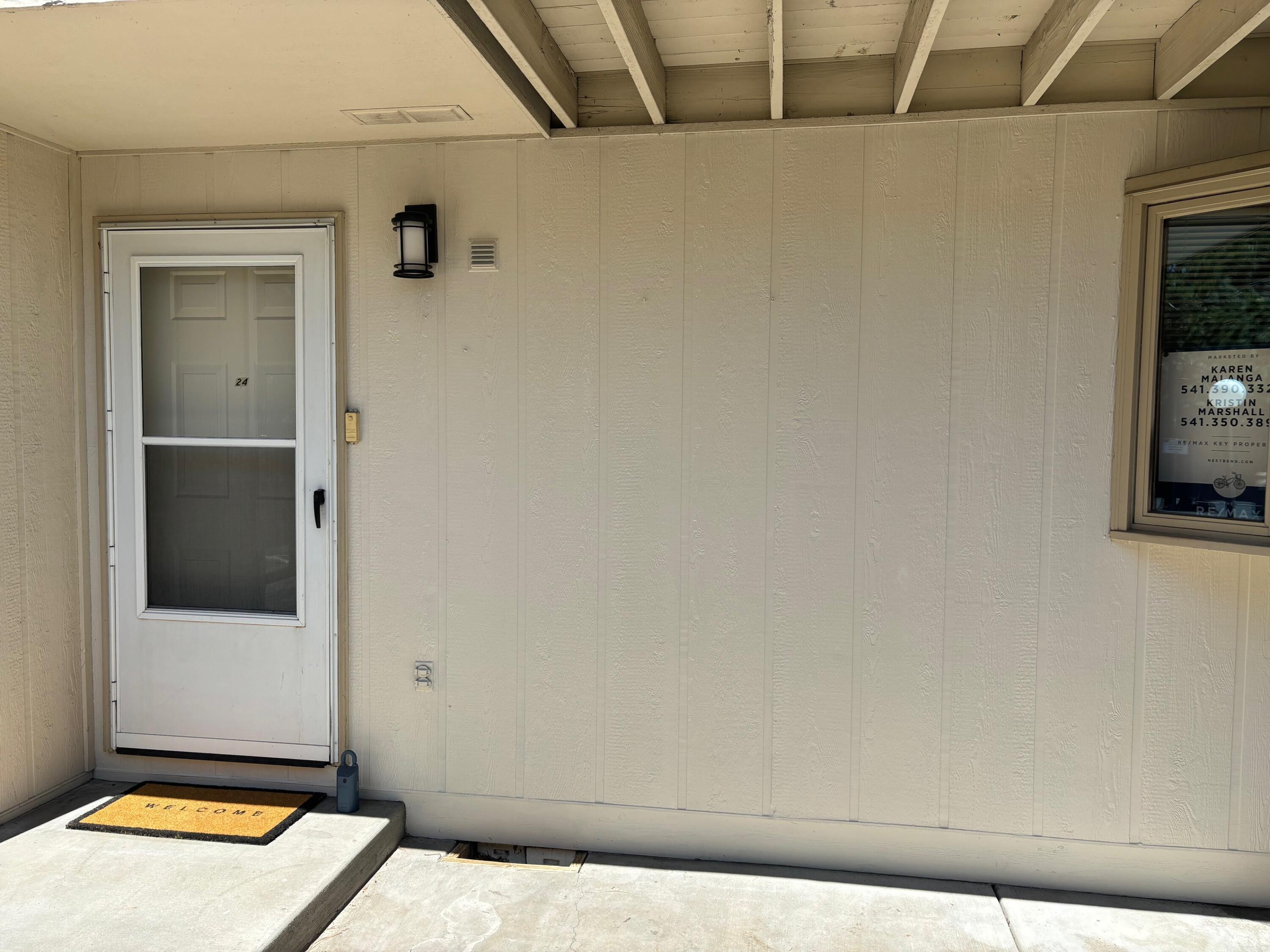 1050 Northeast Butler Market Road, Unit 24 Bend, OR 97701 - Photo 2 of 30 IMG_3124