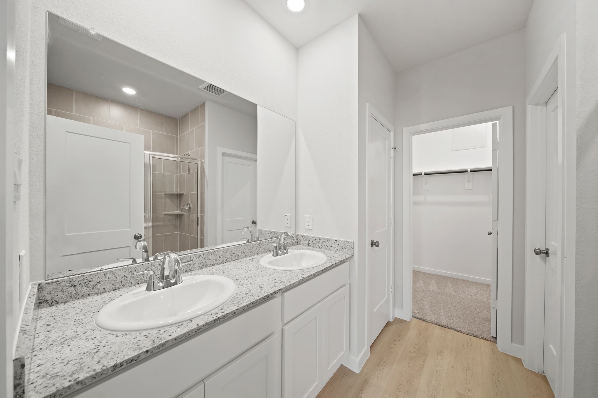 325 Bennett Street Angleton, TX 77515 - Photo 6 of 27