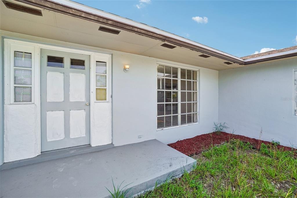 1090 Edgehill Avenue Spring Hill, FL 34606 - Photo 12 of 18