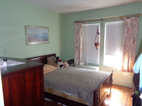 105-107 Shawmut Street Springfield, MA 01108 - Photo 7 of 17 Gallery Image 7