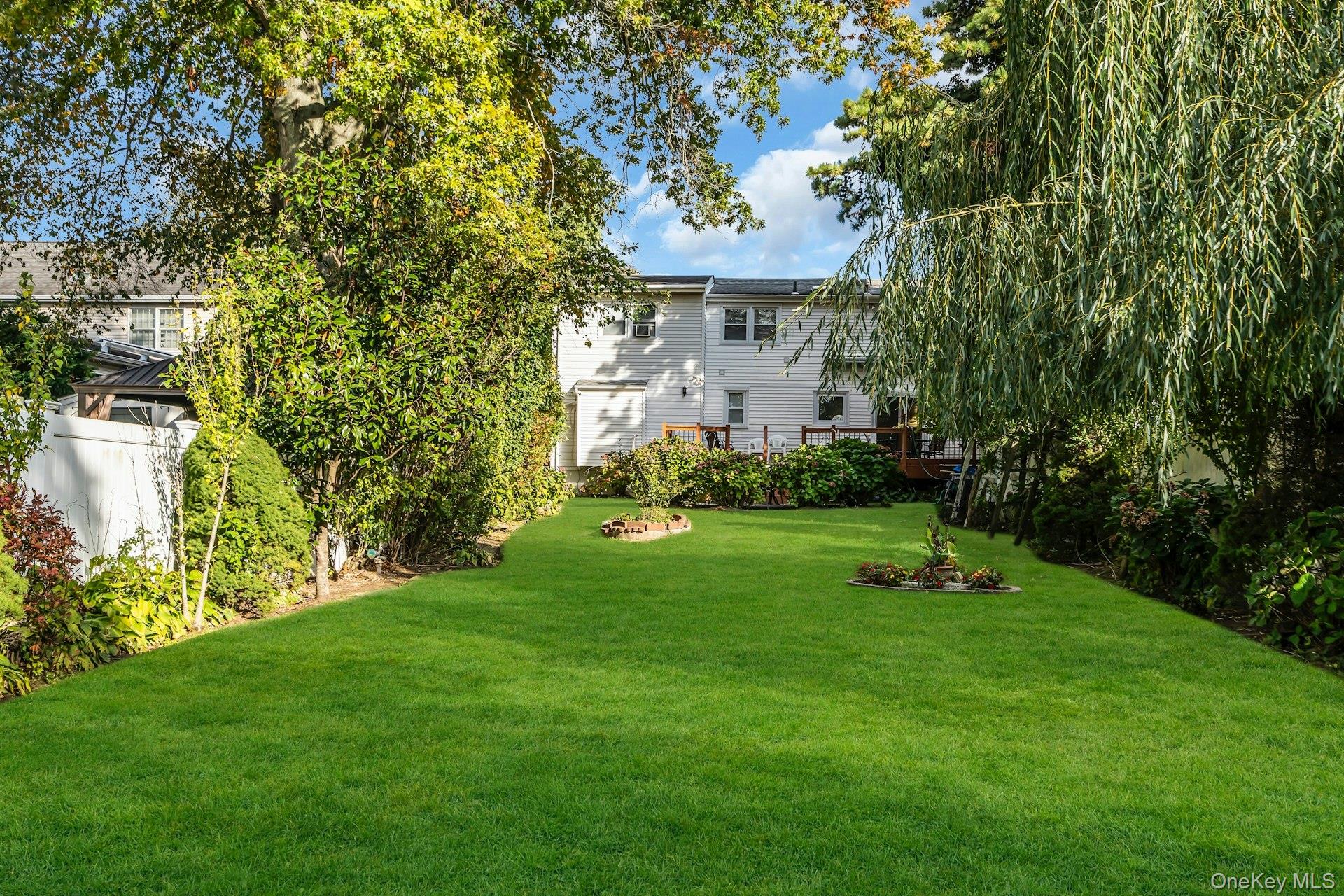 2730 Remsen Street Baldwin, NY 11510 - Photo 5 of 31 View of yard